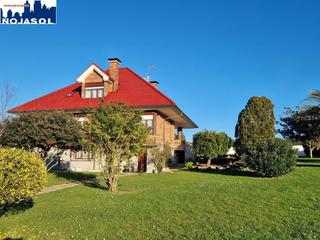 Xalet  Carretera soano. Ref 000505  chalet individual en parcela de 2.000m2 junto a noja