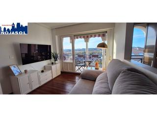 Rent Apartment in Ris 38. Ref. 002239   apartamento 2 habitaciones vistas despejadas y cer