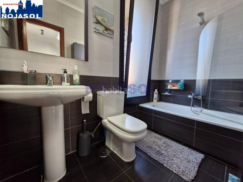 Foto 72c84873-bca6-4935-a673-b5bdcd75ad57. Chalet con riscaldamento parcheggio piscina in Arnuero