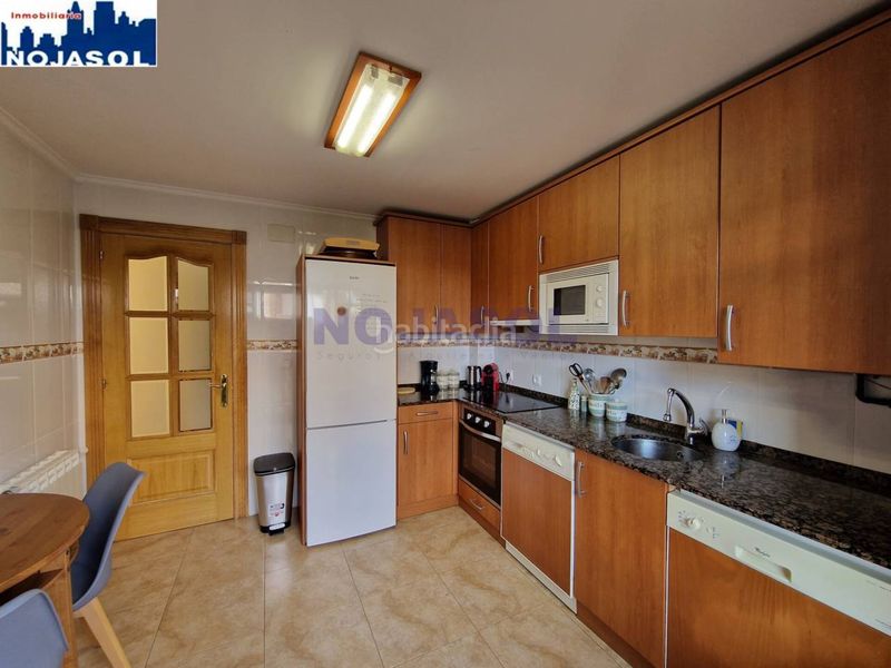 Foto 7d8bca1d-4fe8-42d7-b133-d019aed2047b. Lloguer casa aparellada a calle barrio el acebal 13c a Hazas de Cesto