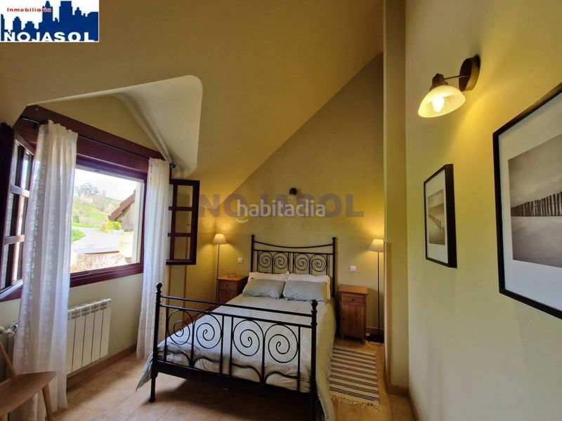 Foto 7fbfeb3a-0bf8-47e0-a34c-53810f6b2550. Lloguer casa aparellada a calle barrio el acebal 13c a Hazas de Cesto