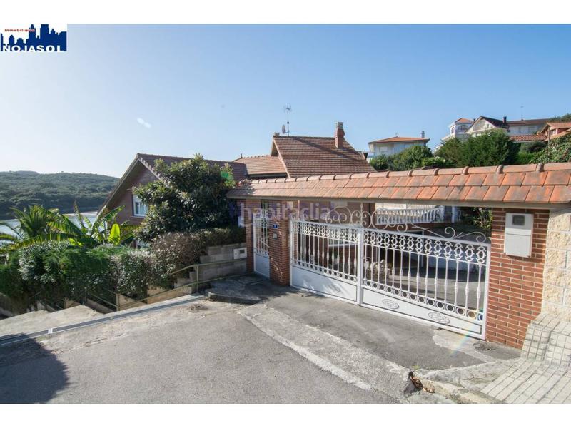 Foto a62cbbe1-a136-48cd-bc7b-717e9ec66085. Chalet avec chauffage parking piscine dans Ajo Bareyo