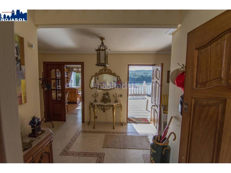 Foto d0d2c1cf-813b-41d1-973c-c19fa1123846. Chalet avec chauffage parking piscine dans Ajo Bareyo