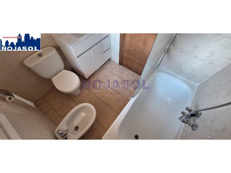 Foto dae00b47-bd75-43a5-9c1c-4807f804bc2f. Appartement mit parking in Palacio Noja