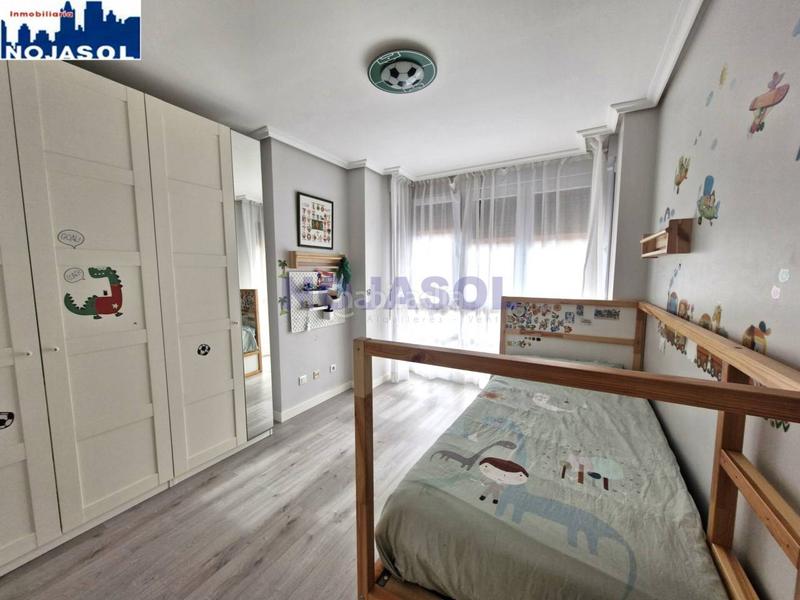 Foto 080a4a98-32af-455e-bdb8-da1c6a135b61. Pis amb calefacció aparcament a Tregadín Noja