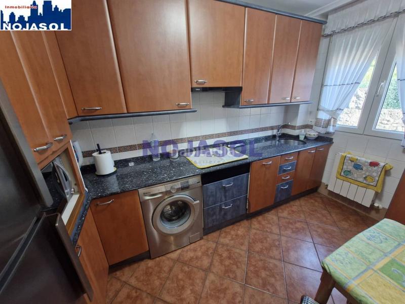 Foto f1459d6c-9d2e-4fff-bea8-778b32ee9637. Chalet con parcheggio piscina in Arnuero