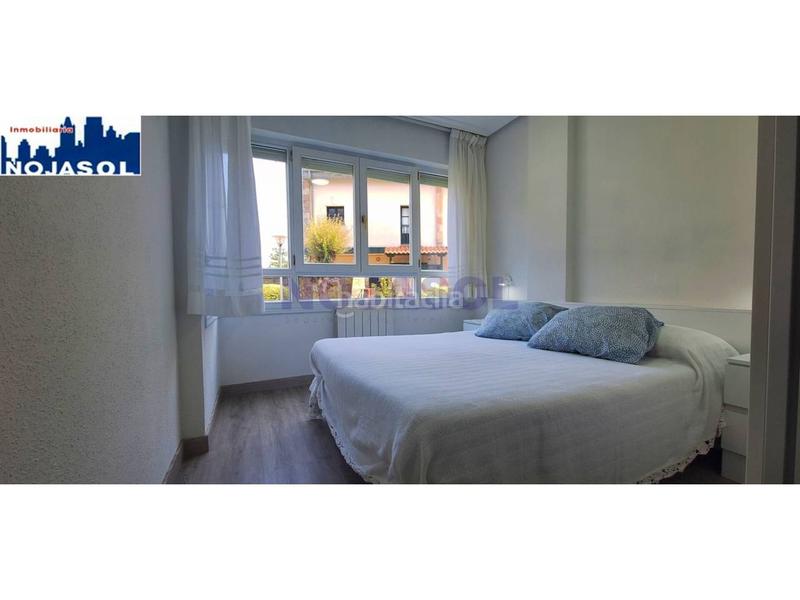 Foto 9a6e4aca-4b99-485c-8945-547557c12d83. Apartament amb calefacció aparcament a Pedroso Noja