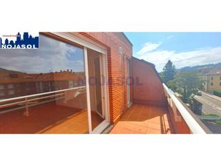 Apartament  General 53. Ref 000366  atico a estrenar en gama, amplio y soleado de 2 habi
