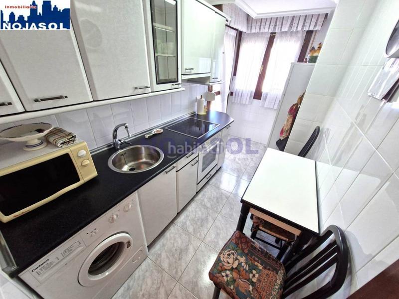 Foto 9d842ce0-cf4a-4211-9650-f3b8c1b182a6. Apartamento ref 000080 en exclusiva, precioso y amplio piso en el centro, terraza, piscinas, ascensor y garaje cerrado en Noja
