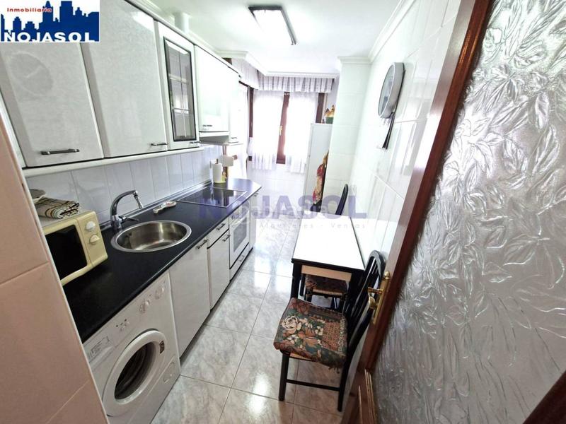 Foto bb733161-75c7-4174-9977-a7af3e690e9d. Apartamento ref 000080 en exclusiva, precioso y amplio piso en el centro, terraza, piscinas, ascensor y garaje cerrado en Noja