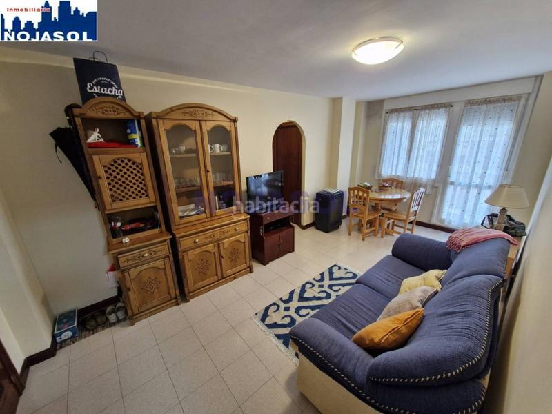 Foto 7f7d5a3e-570e-4922-a1ee-210cd8317a59. Apartament amb aparcament a Palacio Noja