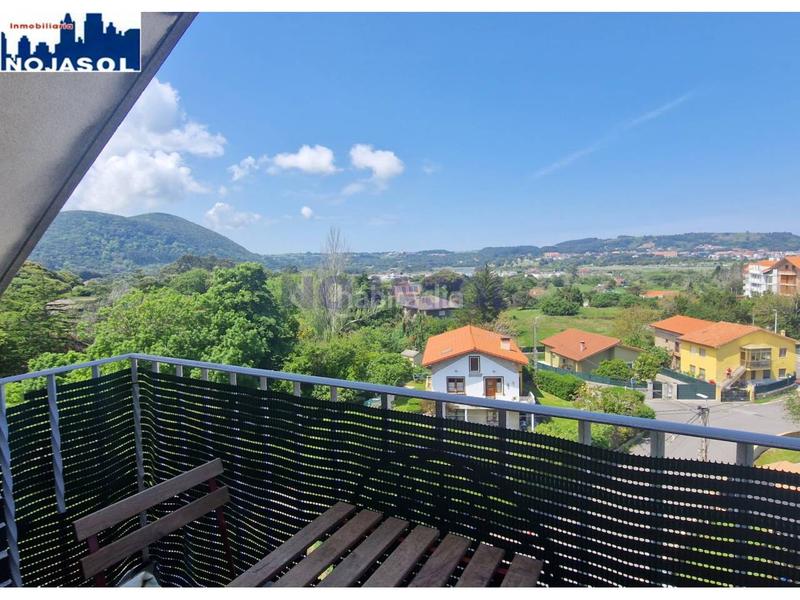 Foto 10ec0503-f6bf-4a8f-bc0c-76a9d4810d29. Apartamento en arco 23 ref. 000896 precioso atico en exclusiva de 2 habitaciones con ascensor, calefacción, trastero y vistas despejadas en Noja