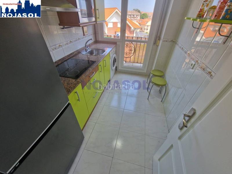 Foto 5e379193-a0f8-480c-9218-e25e304ca566. Apartamento en arco 23 ref. 000896 precioso atico en exclusiva de 2 habitaciones con ascensor, calefacción, trastero y vistas despejadas en Noja
