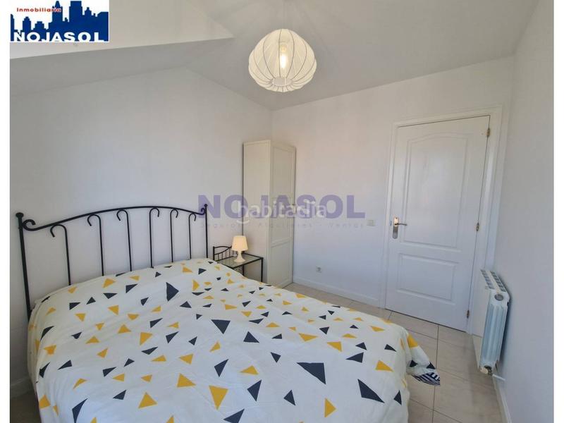 Foto bc99f309-b183-4003-ba23-02e2a7091f2c. Apartamento en arco 23 ref. 000896 precioso atico en exclusiva de 2 habitaciones con ascensor, calefacción, trastero y vistas despejadas en Noja