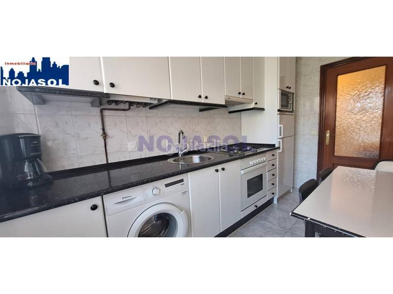Foto c9aee65a-f1a7-4dc6-a66b-f734954b4c34. Appartement avec chauffage parking dans Tregadín Noja