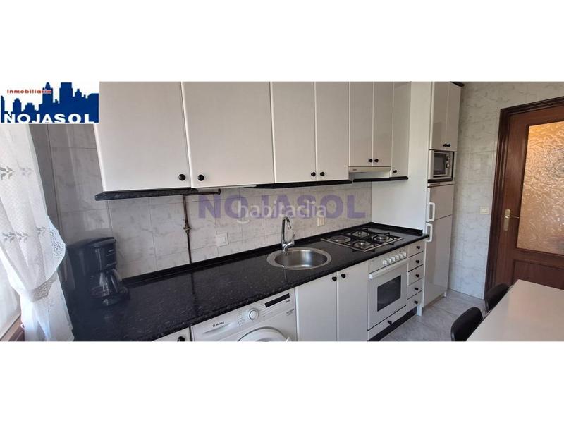 Foto e1faeea1-a5ec-4ca2-a431-5e5c0604c66b. Appartement avec chauffage parking dans Tregadín Noja
