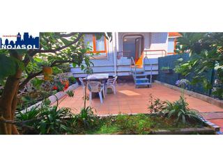 Appartement  Victoria. Ref.000054 bajo con jardin de 2 habitaciones cercano a la playa