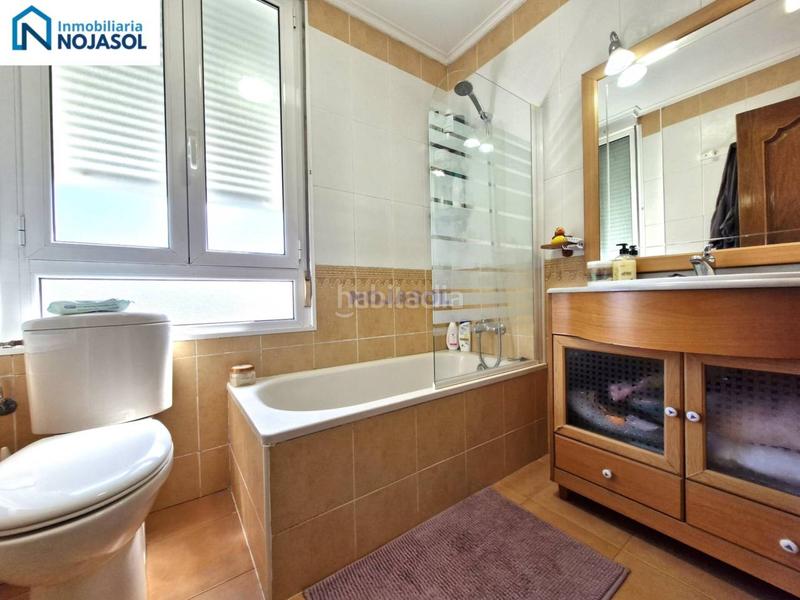 Foto fd194ac3-c91a-4469-8b01-c6d9d9b47cc4. Piccolo appartamento con Riscaldamento parcheggio piscina in Noja
