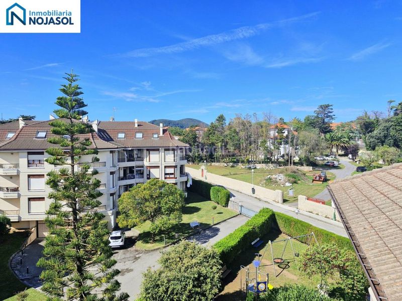 Foto 160c65e3-0bb5-4ae9-bd50-c4f9e765ae74. Apartament amb aparcament piscina a Tregadín Noja