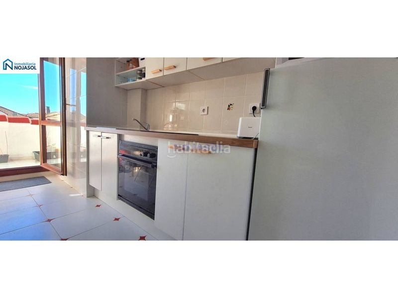 Foto 75d490d8-55da-4bc3-9916-961688a3b907. Apartament amb aparcament piscina a Tregadín Noja
