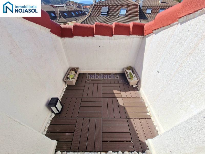 Foto f5f056ff-d0ee-4313-ad67-c375014396cc. Apartament amb aparcament piscina a Tregadín Noja