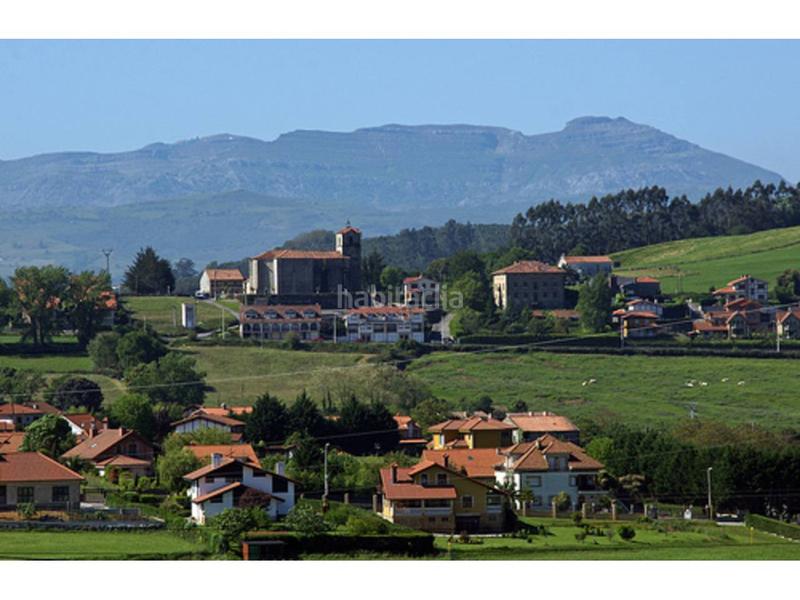 Foto a4ca076b-b6f2-430a-bd74-b586f8bca1e2. Residential plot in Meruelo