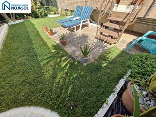 Appartement à Palacio. Ref.000081  en exclusiva bajo de 2 habitaciones con jardin en ri