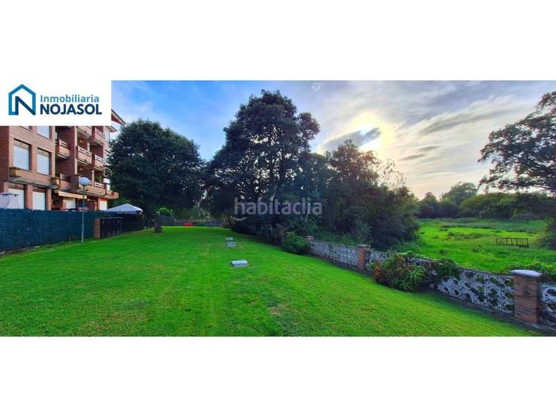 Foto 01b64864-1fb3-4a2d-8325-1790f0efa59b. Apartamento ref.000081 en exclusiva bajo de 2 habitaciones con jardin en Ris en urbanización con piscina en Noja