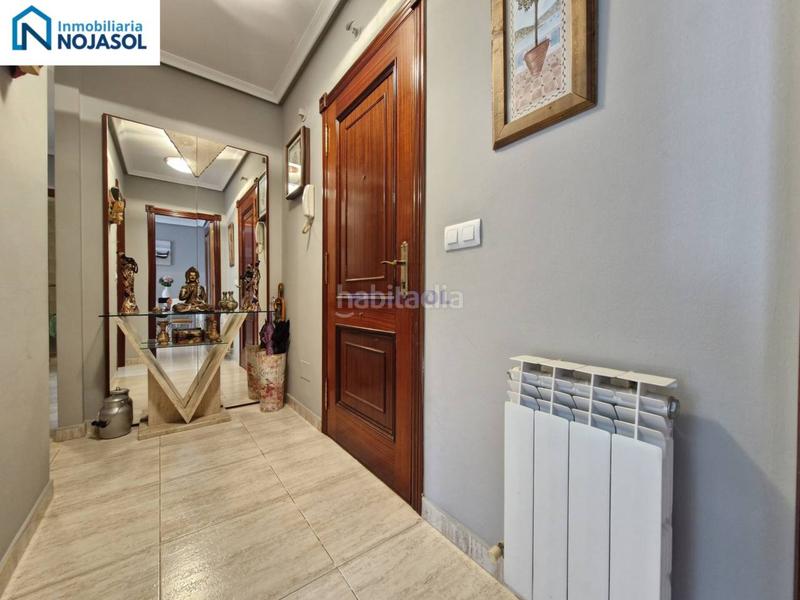 Foto 30a16e44-5f2a-4bbd-ac10-c89f9689d4da. Apartamento ref.000081 en exclusiva bajo de 2 habitaciones con jardin en Ris en urbanización con piscina en Noja