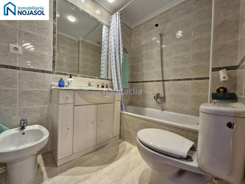 Foto 5f11e0f7-5c82-40e0-8475-9e155b74e352. Apartamento ref.000081 en exclusiva bajo de 2 habitaciones con jardin en Ris en urbanización con piscina en Noja