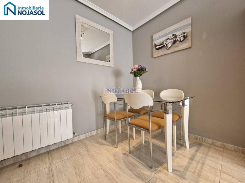 Foto fd18d858-cdb6-410c-8c5d-b8a82e215639. Apartamento ref.000081 en exclusiva bajo de 2 habitaciones con jardin en Ris en urbanización con piscina en Noja