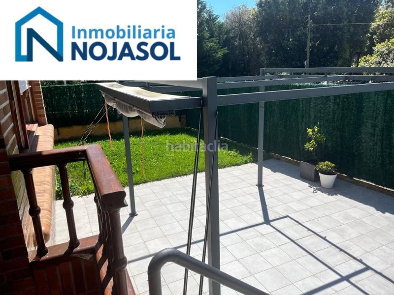 Foto f05efee4-290d-4221-b79c-3f1b652c3874. Piccolo appartamento con riscaldamento parcheggio piscina in Noja