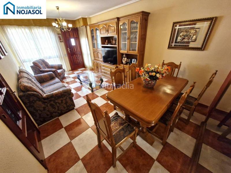 Foto 5a25186a-9ce2-472a-bf76-a9921b7f8913. Casa adossada amb calefacció aparcament a Ris Noja