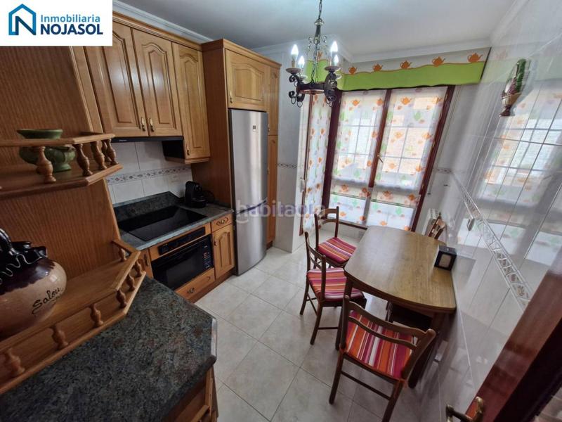 Foto 82e835e5-9aa2-4c04-a976-9e59dd2268e5. Casa adossada amb calefacció aparcament a Ris Noja