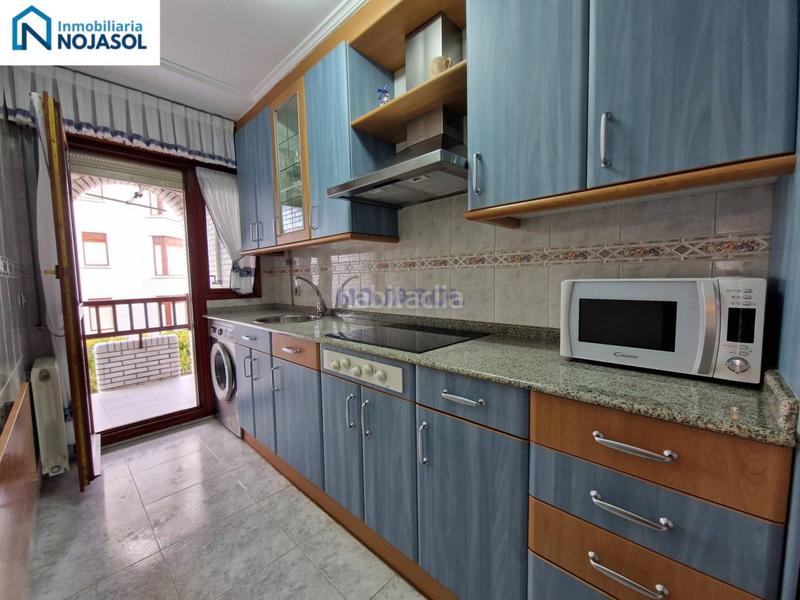 Foto d449dcd0-f935-4c80-9796-8ff2be52c6f3. Location appartement dans casar 8 dans Tregadín Noja