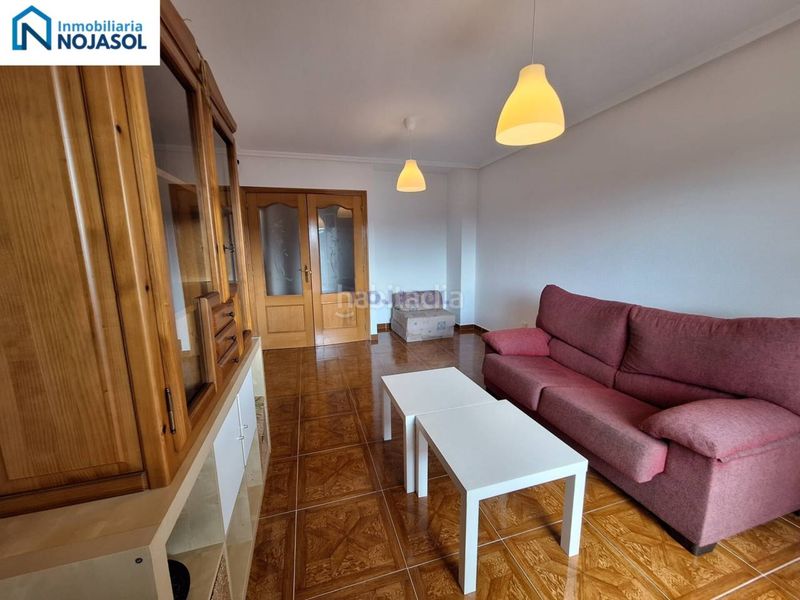 Foto 1e9f9989-6c1f-4ba6-9179-e07c9015b181. Apartament amb calefacció aparcament a Meruelo