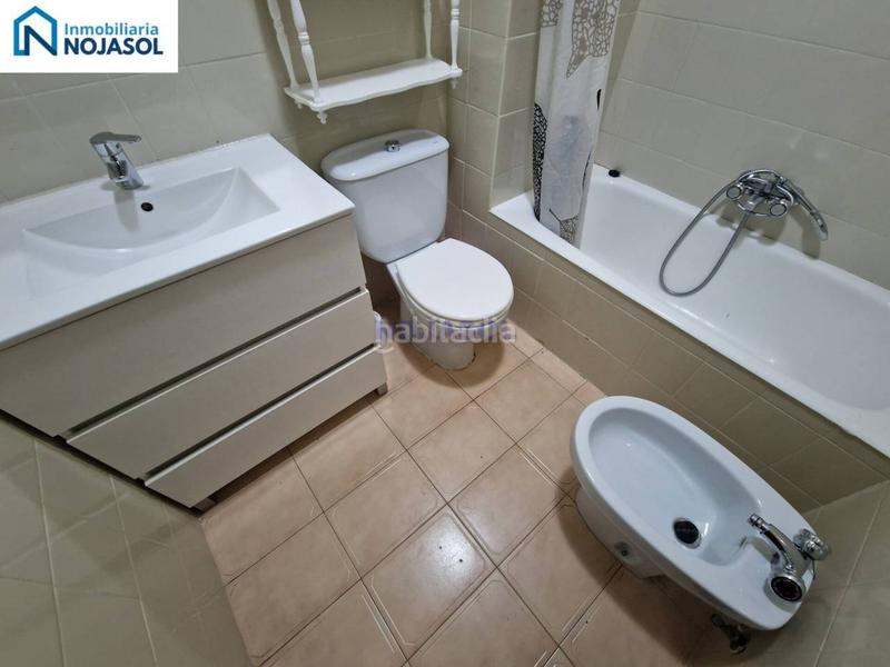 Foto 3c727319-0d9a-4393-b49d-06f88b73d624. Rent apartment with heating parking in Ris Noja