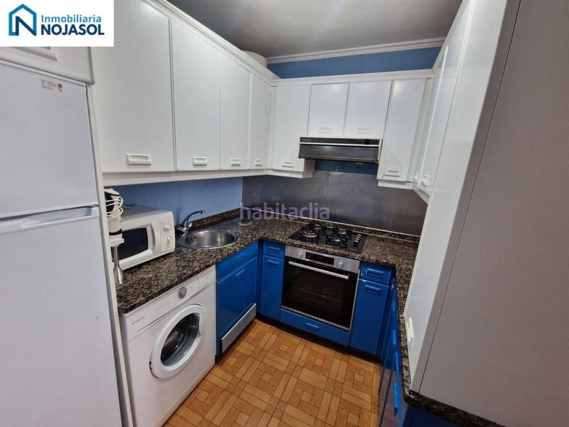 Foto 4d28869e-1419-4a91-a757-bcac419733e3. Rent apartment with heating parking in Ris Noja