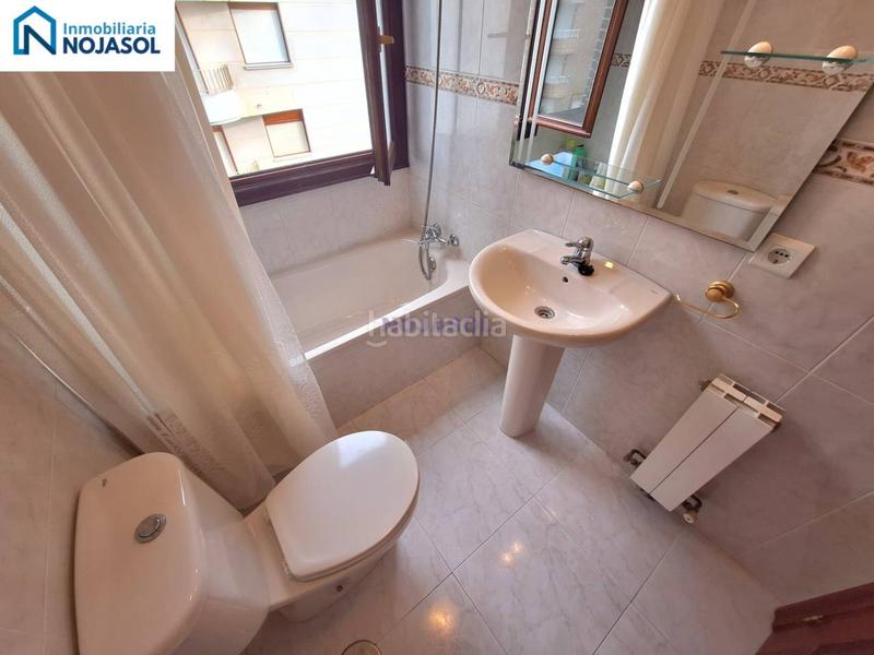 Foto 438ddac5-e00c-4f66-889f-1fd1a8e10016. Lloguer apartament amb calefacció a Palacio Noja