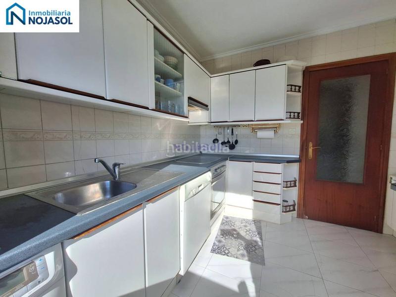Foto 3f77bd12-7c6a-4d1e-a8ed-03f61f51bab5. Apartamento ref 000050 estupendo piso de 2 habitaciones con buena terraza y garaje, cercana a la playa de Ris en Noja