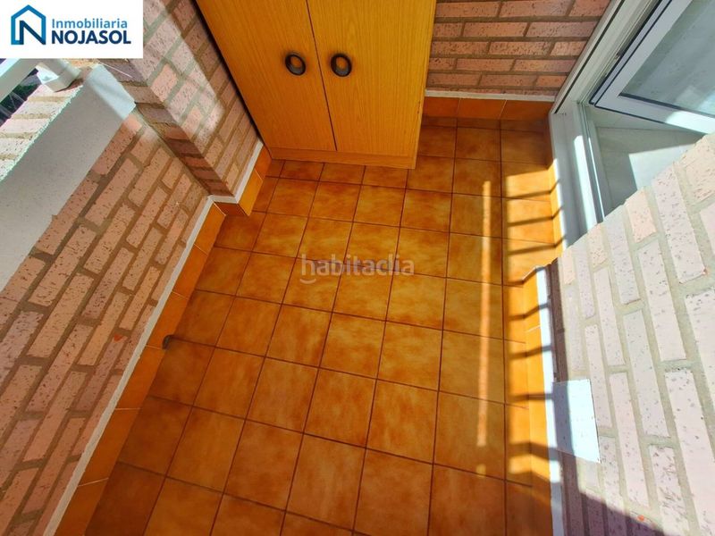 Foto 026072a7-e6f3-4971-ac02-f47b6e3bceb0. Location appartement dans calle ris 13 dans Palacio Noja