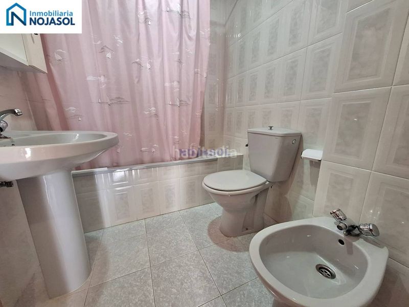 Foto 3c6b630b-6d3e-4295-a5c8-f3951b96e4e3. Location appartement dans calle ris 13 dans Palacio Noja