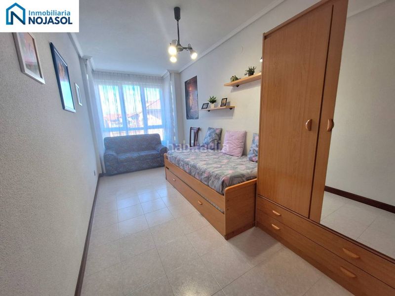 Foto 3fd1b90d-3523-4c85-a504-d63b66fd9cc5. Location appartement dans calle ris 13 dans Palacio Noja