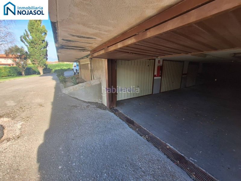 Foto 63f79117-f1aa-4eef-b3a6-bbfc22ed7f56. Location appartement dans calle ris 13 dans Palacio Noja