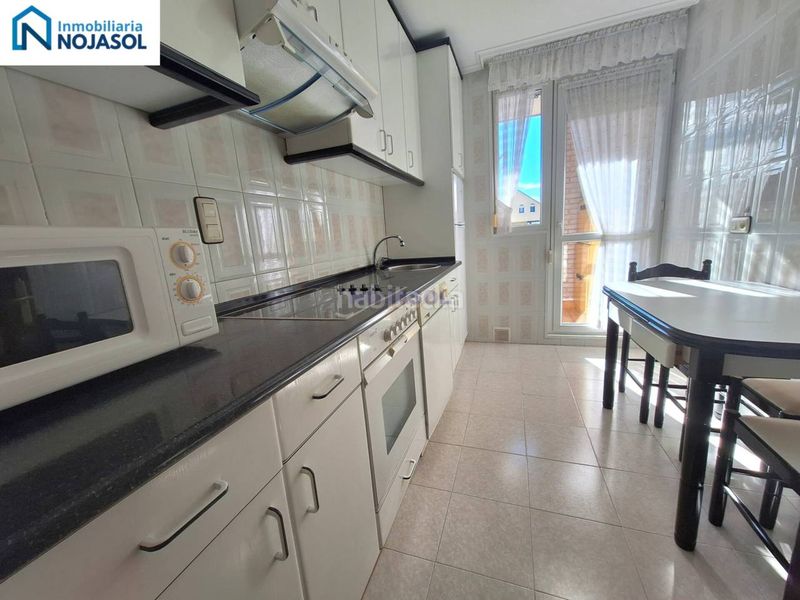 Foto 7701c6e1-f665-4d0a-a78e-9f0aa6c063c4. Location appartement dans calle ris 13 dans Palacio Noja