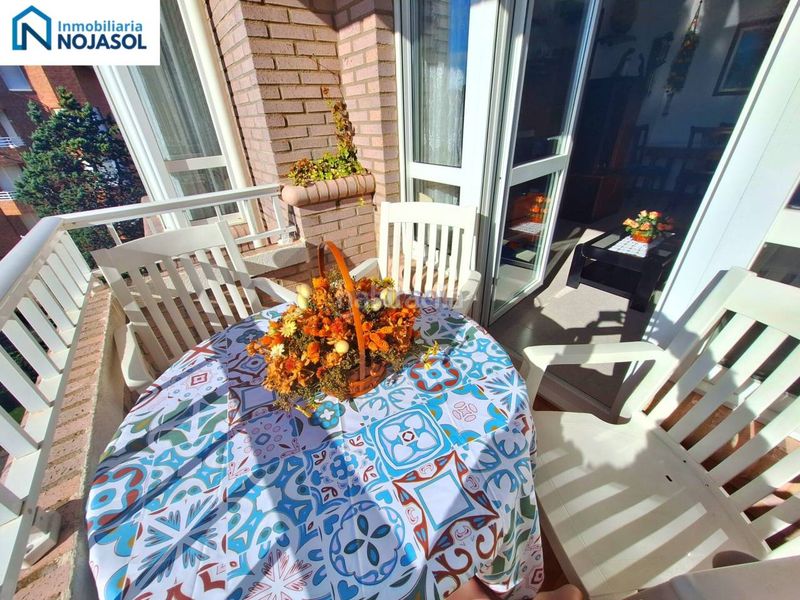 Foto dbabc873-c190-4022-80f8-36605d1e51d8. Location appartement dans calle ris 13 dans Palacio Noja