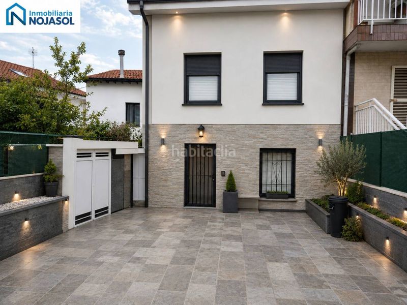 Foto aba9b20d-ed03-4e56-9ba2-01ed8070e100. Semi detached house with heating parking in Tregadín Noja