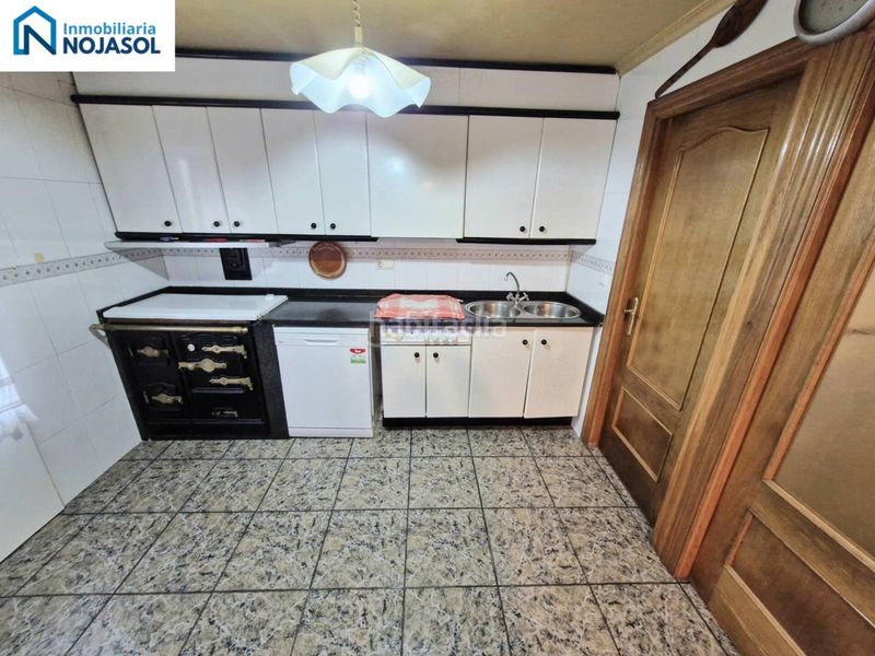 Foto bc1c8a77-7b45-4860-8b1e-a59a4ecffa7c. Casa adossada amb calefacció aparcament a Tregadín Noja