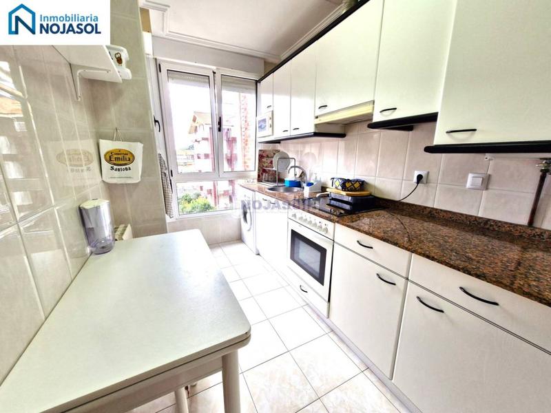 Foto cea780f1-f5d5-41fb-904e-6392154210db. Appartamento con riscaldamento parcheggio piscina in Noja