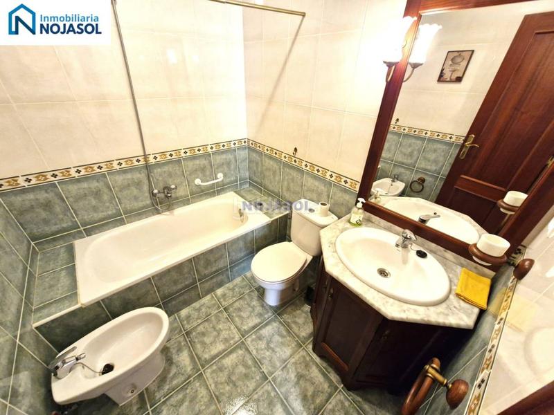 Foto 29fb65c5-04f5-4771-be9d-260baea70910. Maison jumelée avec chauffage parking dans Solórzano